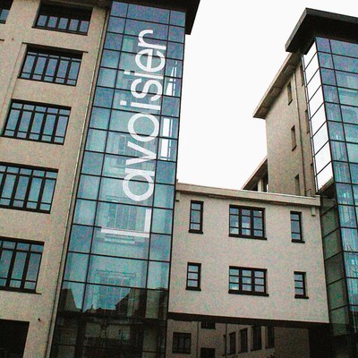 lavasier brill carré.JPG lavasier brill carré.JPG